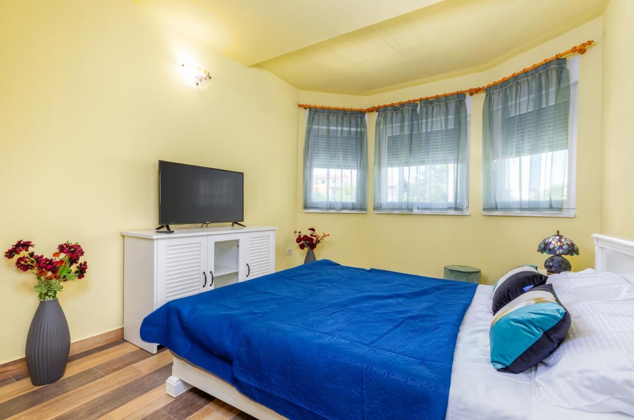 Apartmani Monte Pula Extérieur photo