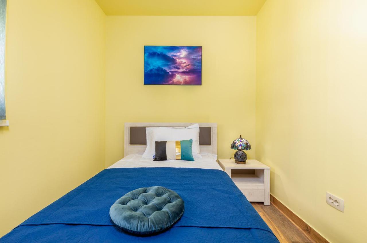 Apartmani Monte Pula Extérieur photo